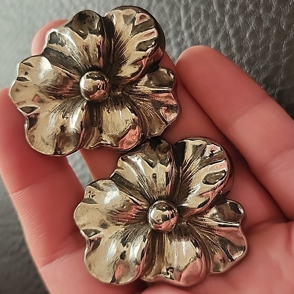 VTG Marino clip on earrings